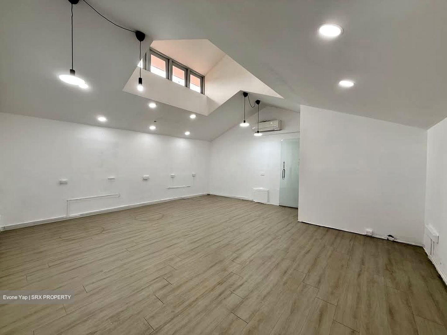 Joo Chiat Road (D15), Shop House #569191021